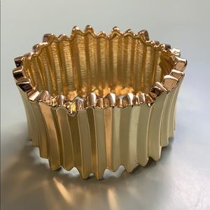 Gold hinged cuff
